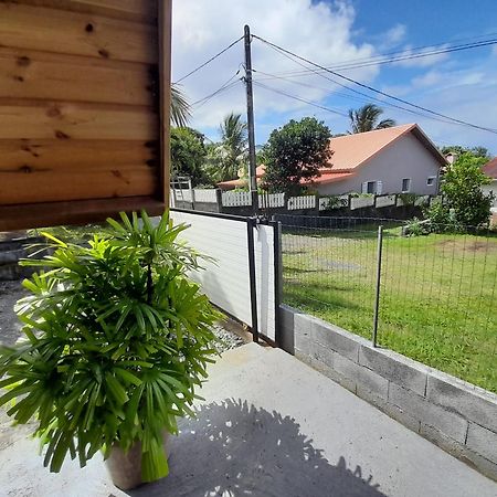 Charmant Chalet Avec Jacuzzi, L'Ile O Vert Saint-Philippe Buitenkant foto