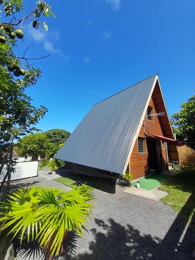 Charmant Chalet Avec Jacuzzi, L'Ile O Vert Saint-Philippe Buitenkant foto