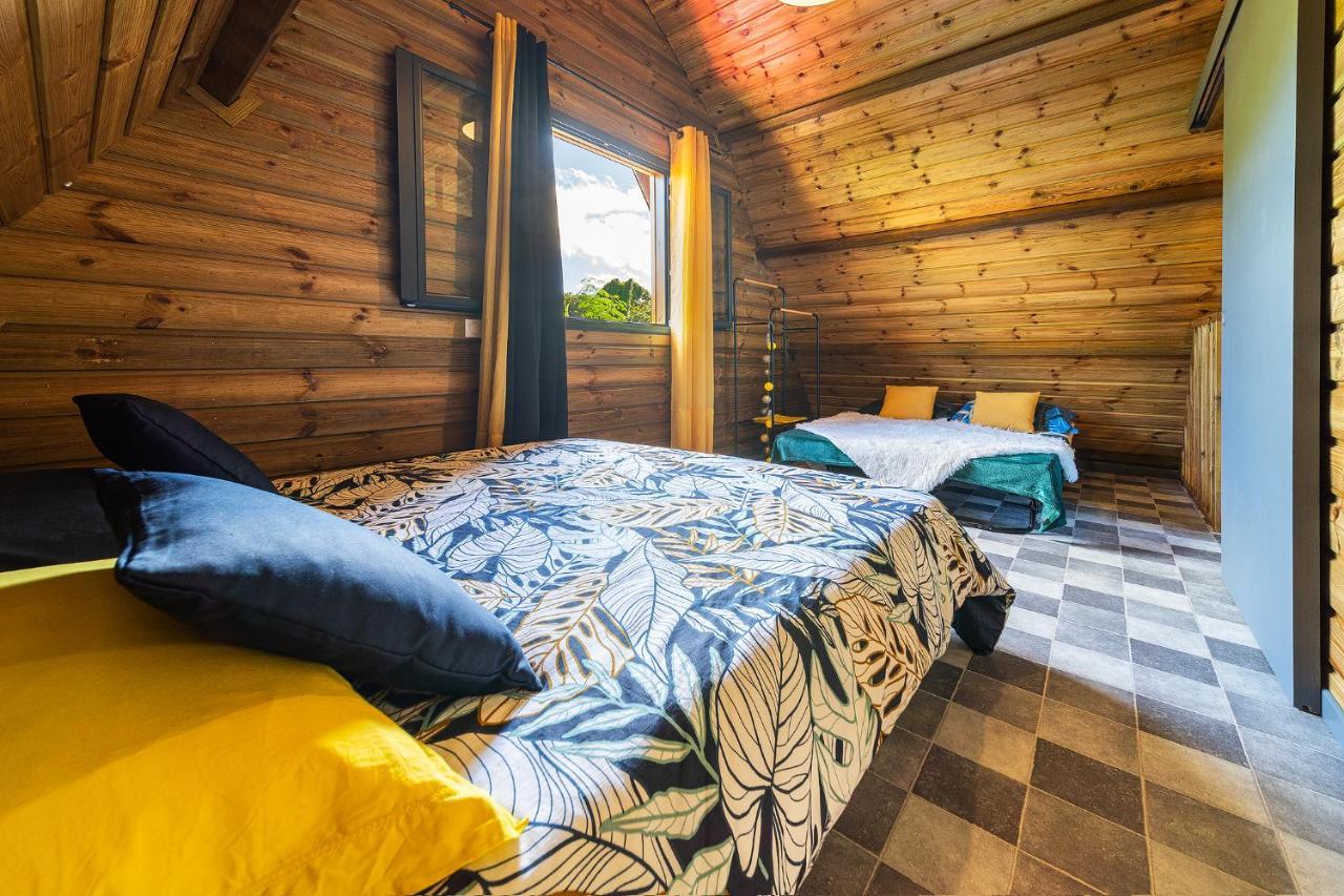 Charmant Chalet Avec Jacuzzi, L'Ile O Vert Saint-Philippe Buitenkant foto