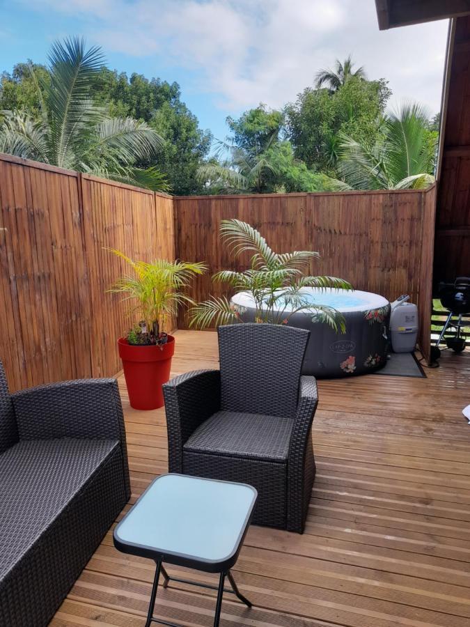 Charmant Chalet Avec Jacuzzi, L'Ile O Vert Saint-Philippe Buitenkant foto