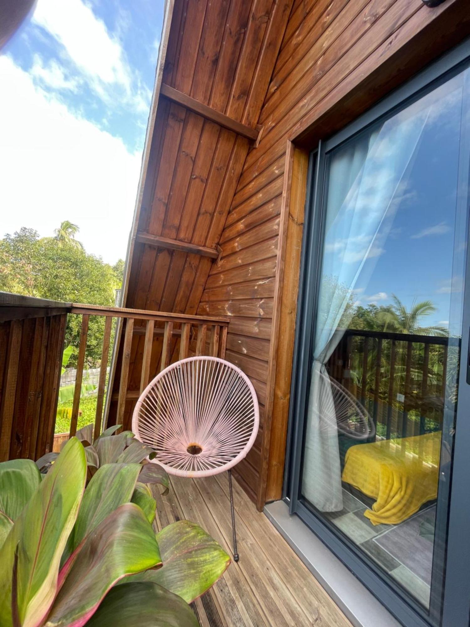 Charmant Chalet Avec Jacuzzi, L'Ile O Vert Saint-Philippe Buitenkant foto